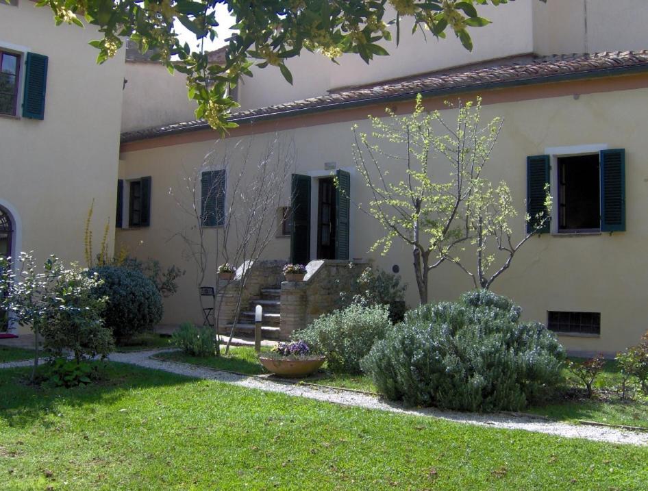 Отель Il Giardino Segreto Пиенца Экстерьер фото